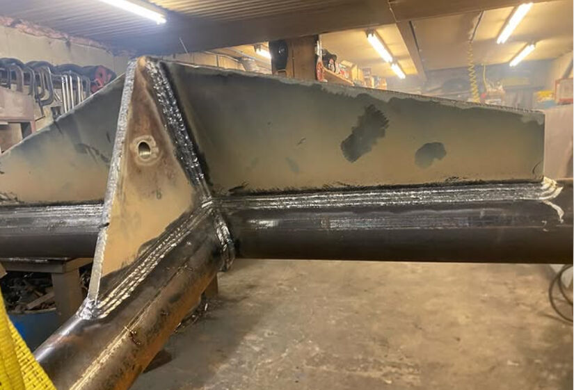 Spreader Bar — 18,500 Lb Cat V-12 Lift — photo 10, B Laflamme Welding & Fabrication